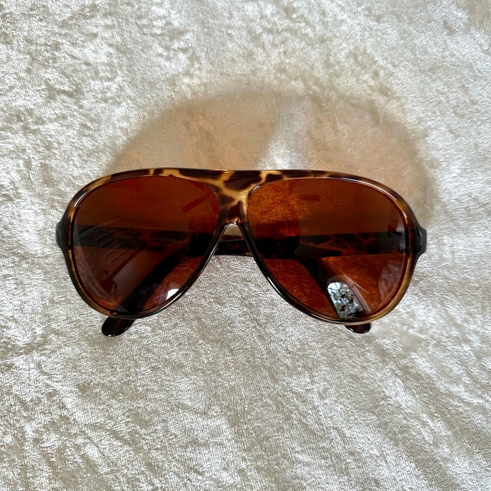 BluBlocker Demi-Tortoise Aviator Shades Sunglasses Scratch Resistant Lens